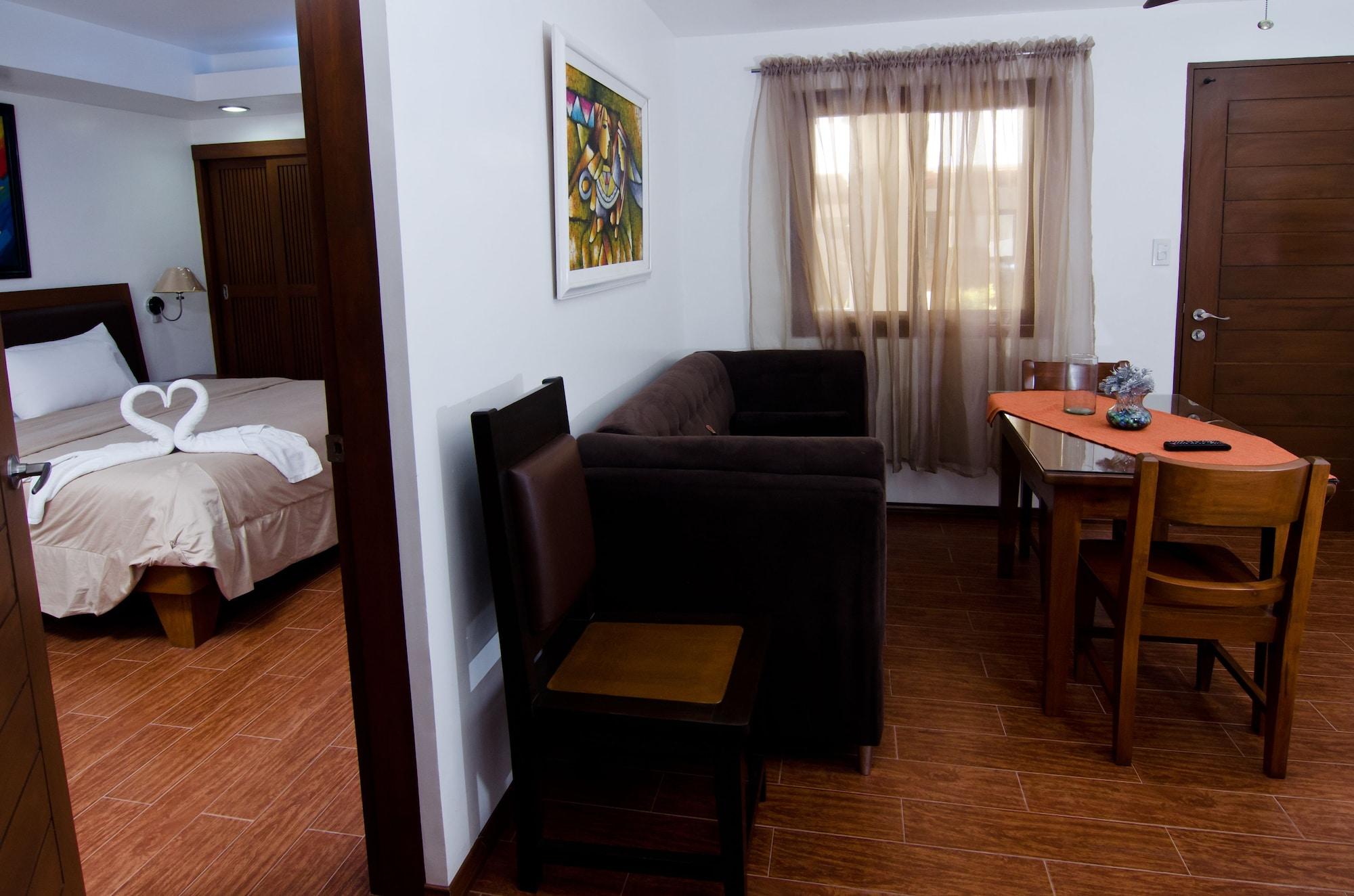 Giulius Boracay Italian Resort 3*