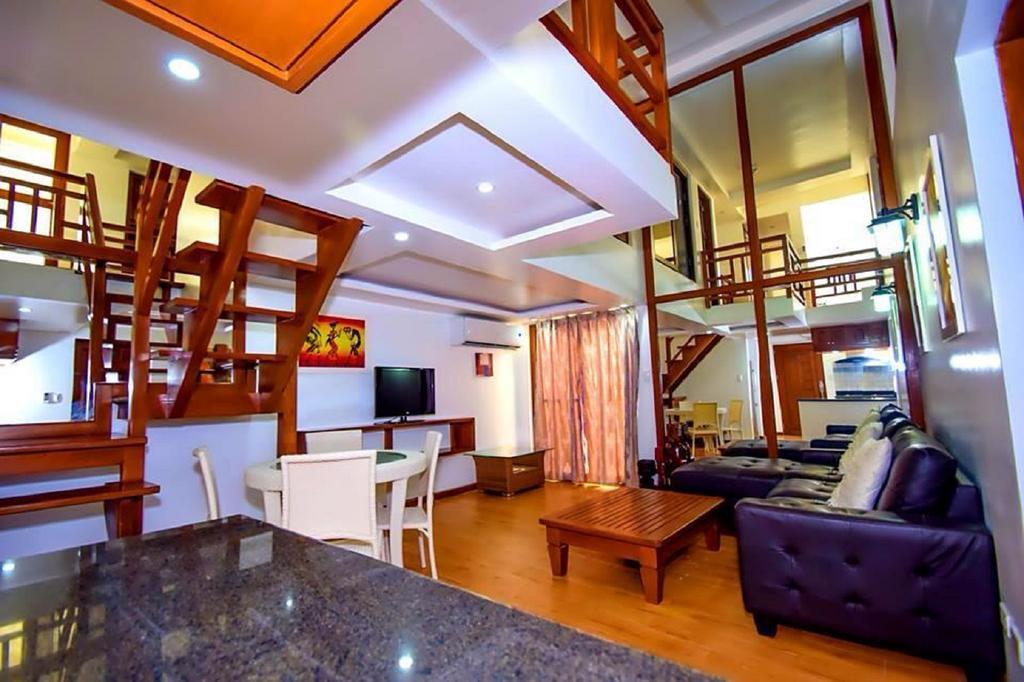 Giulius Boracay Italian Resort Balabag (Boracay)