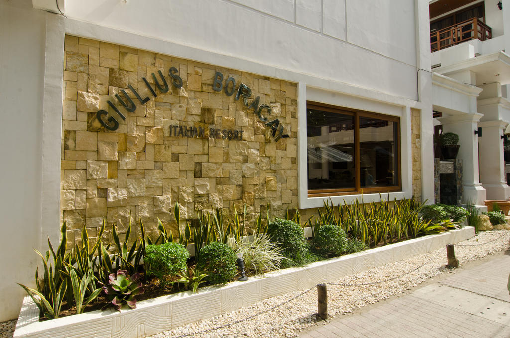 Giulius Boracay Italian Resort