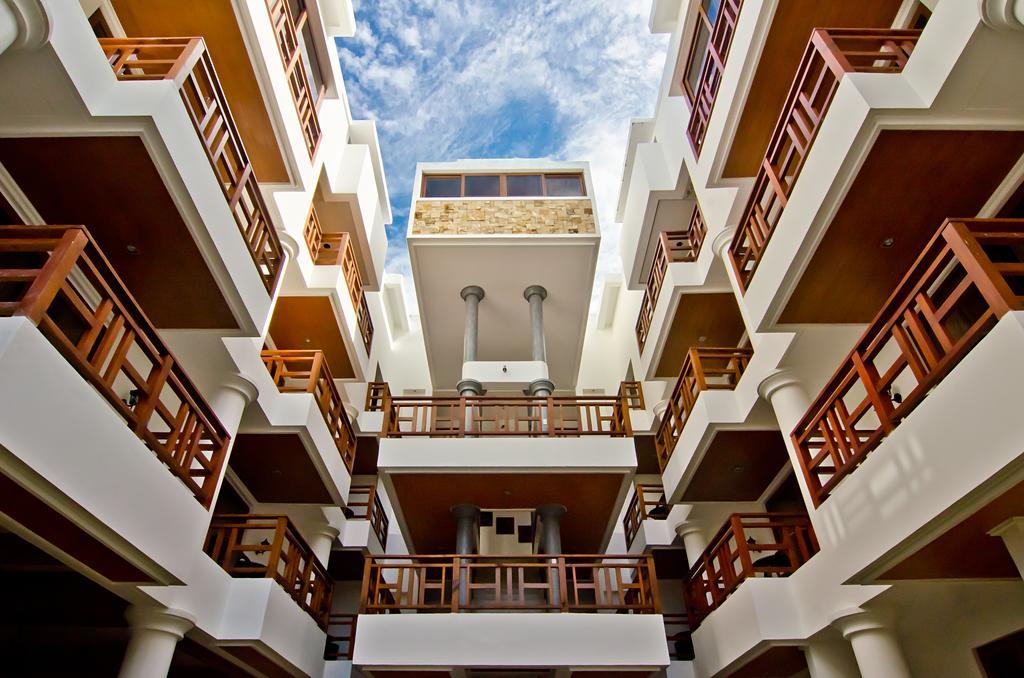 Giulius Boracay Italian Resort 3*