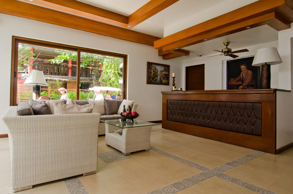 Resort Giulius Boracay Italian 3*