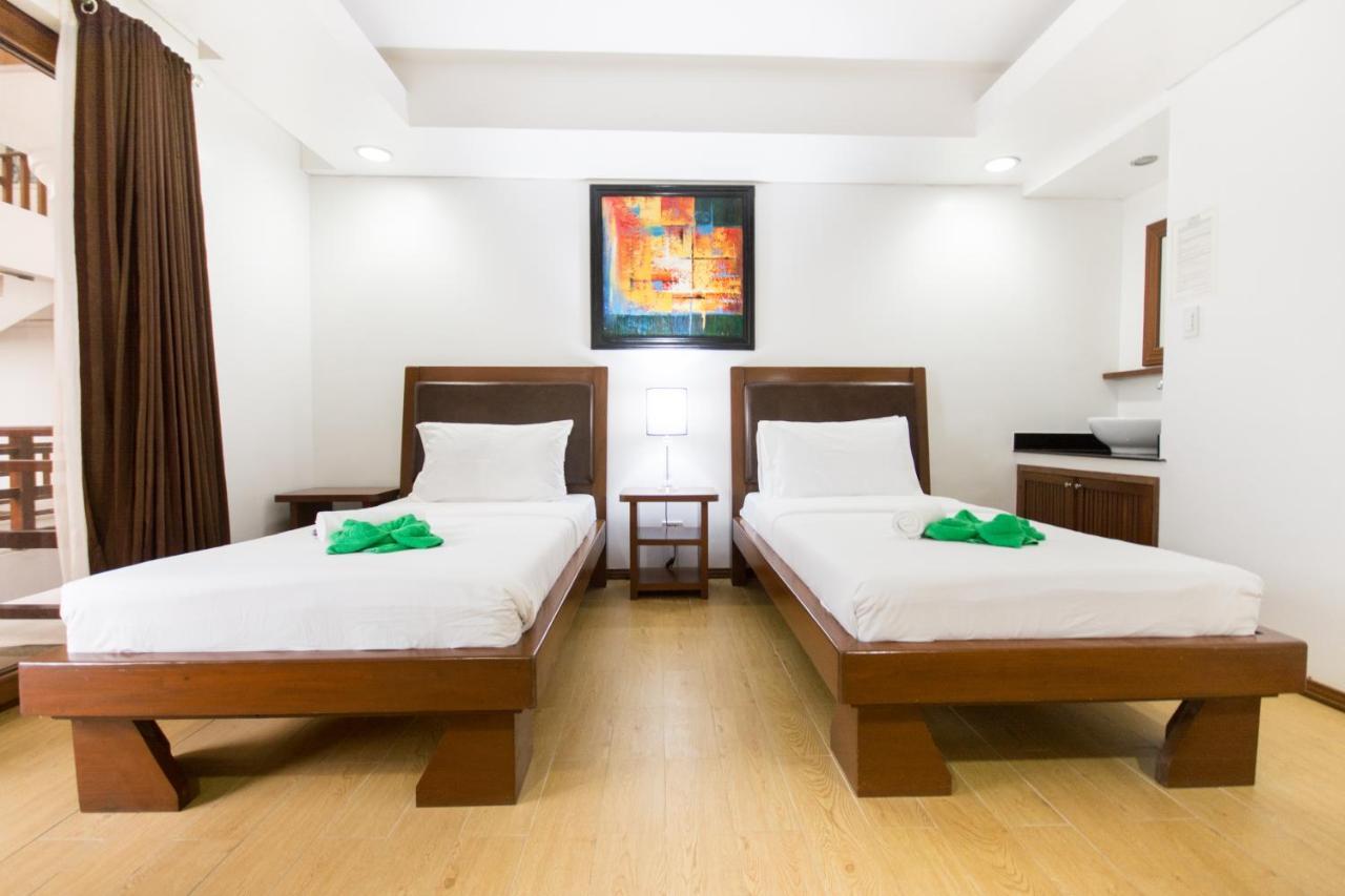 Giulius Boracay Italian Resort 3*