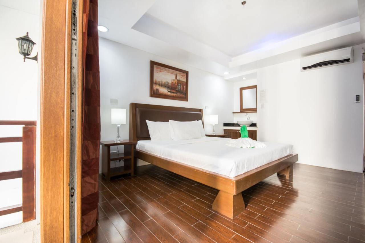 Resort Giulius Boracay Italian 3*