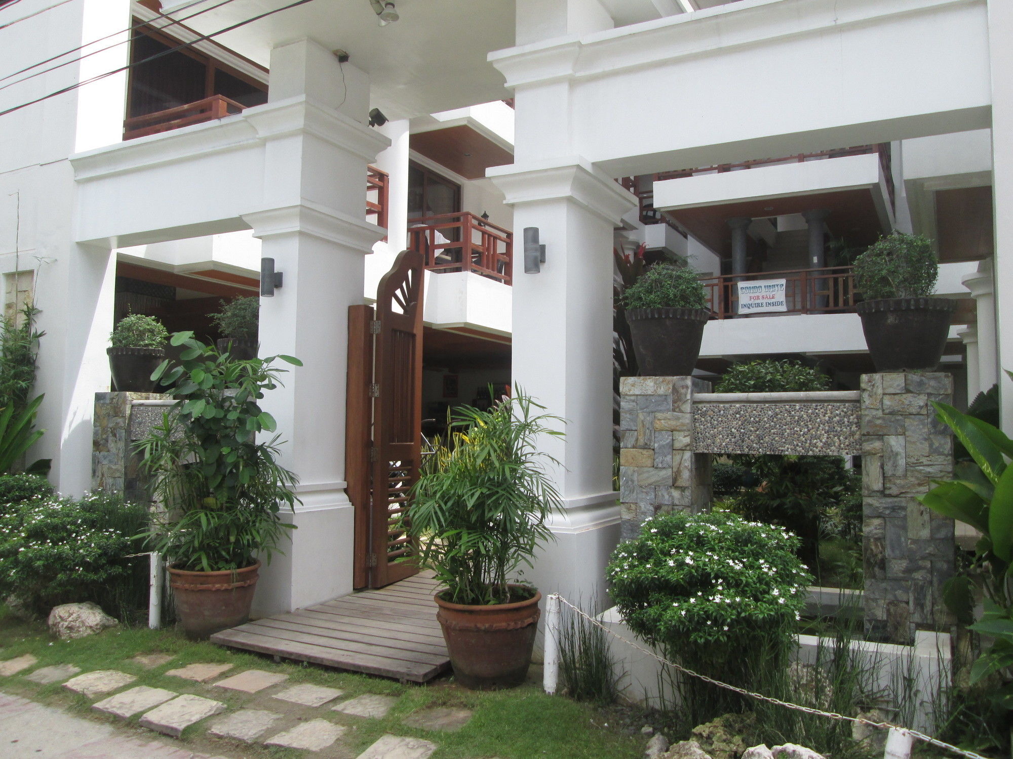 Resort Giulius Boracay Italian 3*