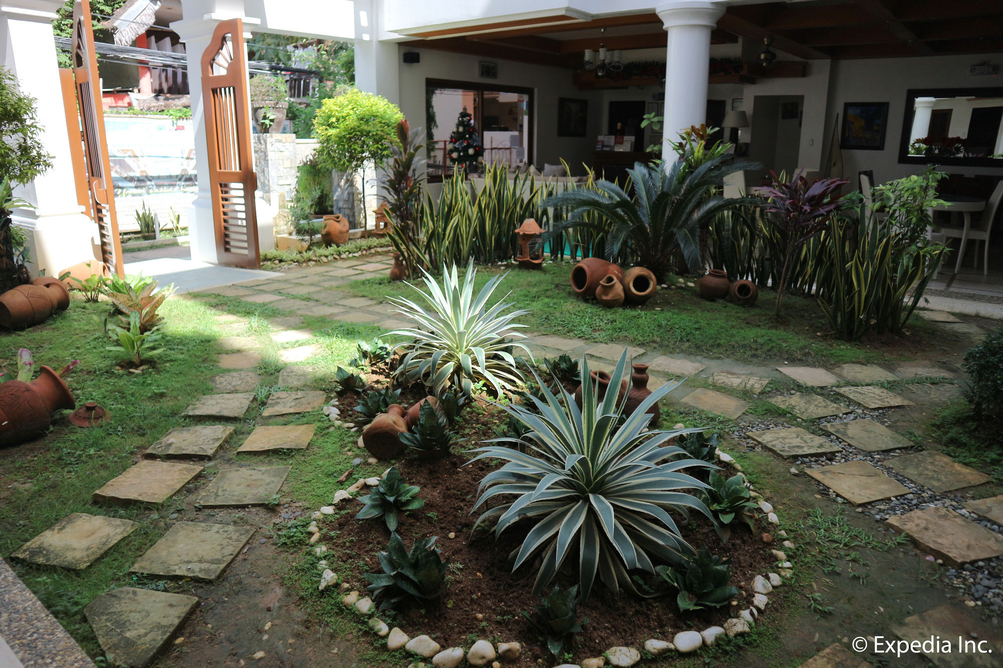 Resort Giulius Boracay Italian 3*