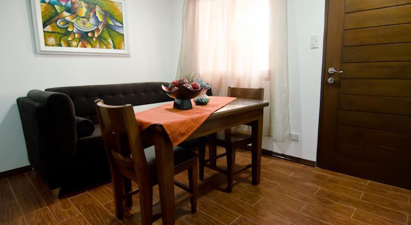 Giulius Boracay Italian 3*